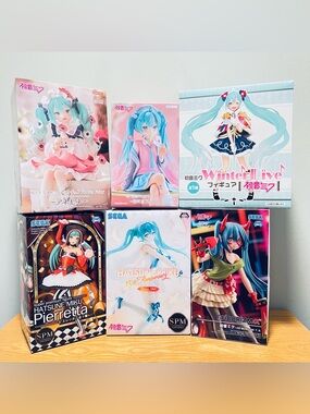 🎤✨ Hatsune Miku Figure Lot – 6 Piece Collection (NEW IN BOX) ✨🎤